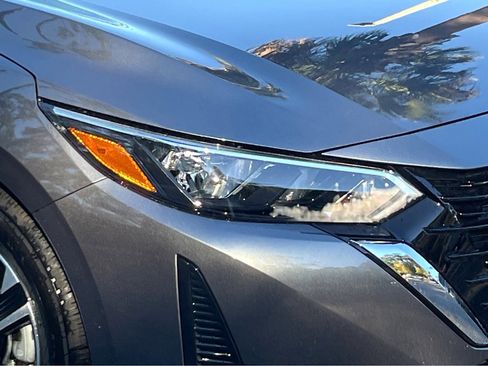 New 2025 Nissan Sentra S image 3