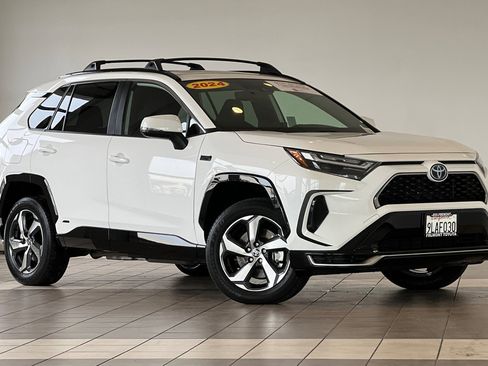 Certified 2024 Toyota RAV4 SE image 2