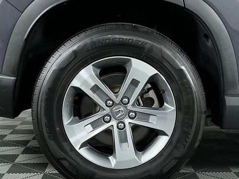 Used 2024 Honda Pilot EX-L image 9