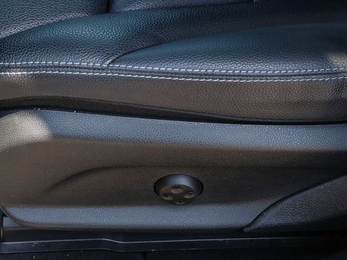 Used 2021 Mercedes-Benz GLC 300 image 29