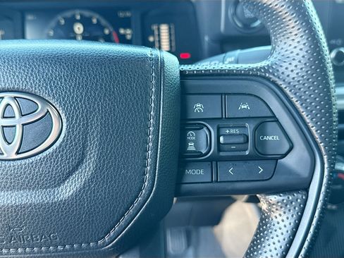 Used 2025 Toyota Tacoma SR5 image 36