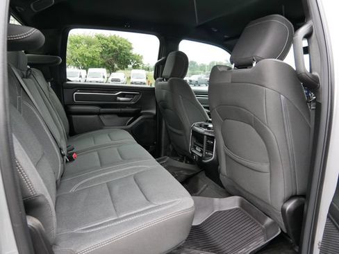 Used 2019 RAM 1500 Big Horn AWD/4WD image 17