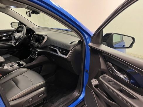 Used 2024 GMC Terrain AT4 w/ Tech Package image 22