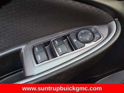 Used 2023 Chevrolet Malibu LT image 21