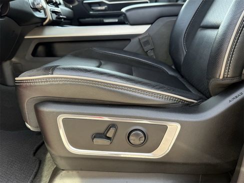 Used 2022 RAM 1500 Laramie image 13