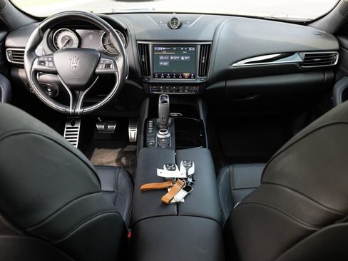 Used 2021 Maserati Levante GranSport AWD/4WD image 44