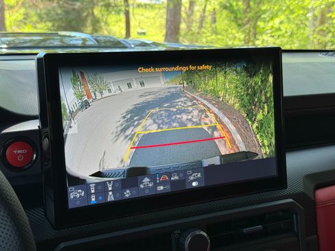 Used 2025 Toyota Tacoma TRD Pro image 38