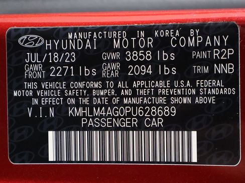 Used 2023 Hyundai Elantra SEL image 39