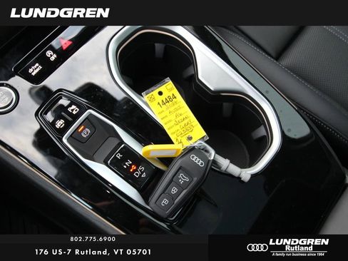 New 2026 Audi A6 Premium Plus AWD/4WD image 5
