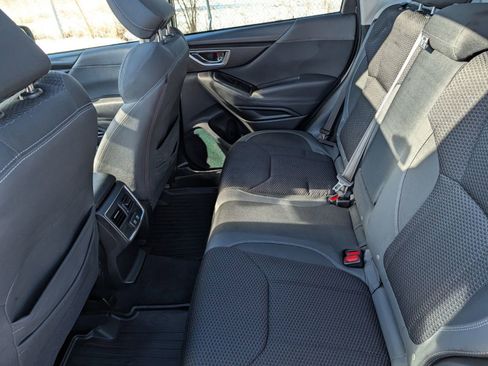 Used 2023 Subaru Forester Premium image 19