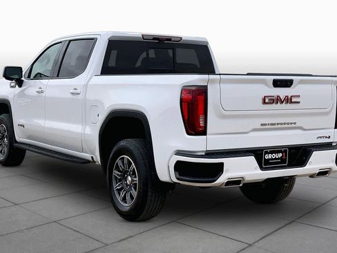 Used 2024 GMC Sierra 1500 AT4 w/ Technology Package AWD/4WD image 12