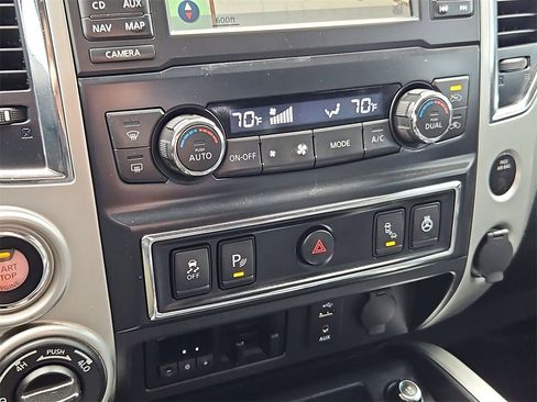 Used 2018 Nissan Titan PRO-4X w/ Pro-4x Convenience Package image 25