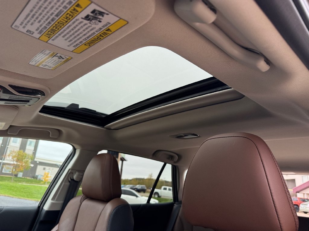 Used 2021 Subaru Outback Touring AWD/4WD image 31