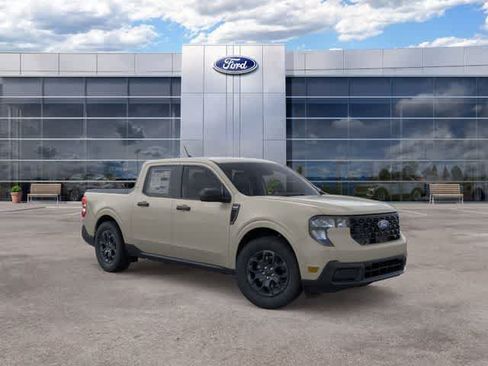 New 2025 Ford Maverick XLT w/ Equipment Group 302A AWD/4WD image 7