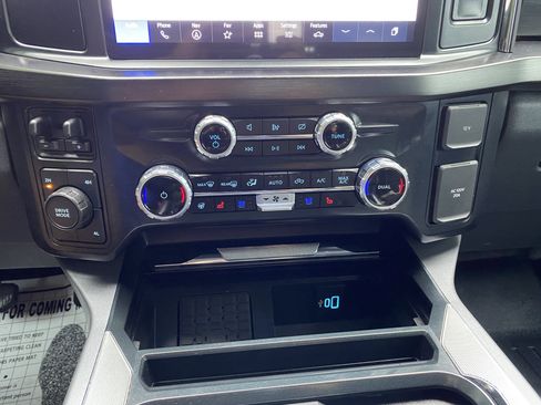 Used 2023 Ford F350 Lariat w/ Chrome Package AWD/4WD image 29