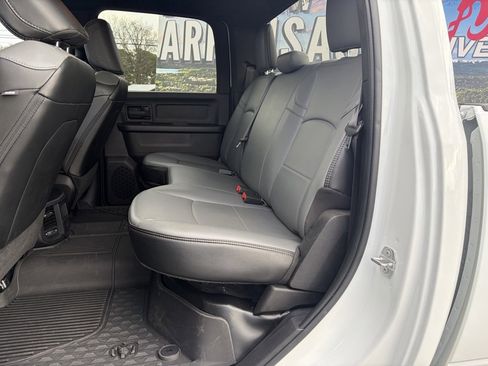 Used 2023 RAM 2500 Tradesman w/ Chrome Appearance Group image 17