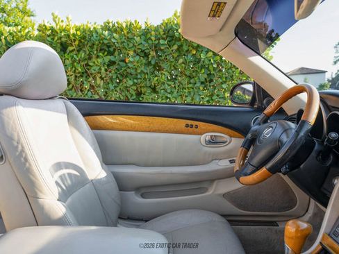 Used 2003 Lexus SC 430 Convertible image 66