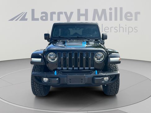 Used 2023 Jeep Wrangler Unlimited Rubicon 4xe w/ Steel Bumper Group AWD/4WD image 8