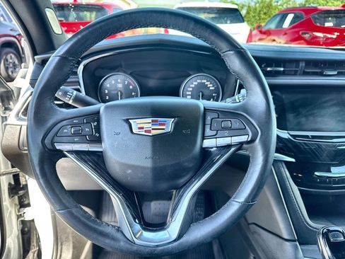 Used 2024 Cadillac XT6 Premium Luxury w/ Technology Package AWD/4WD image 14