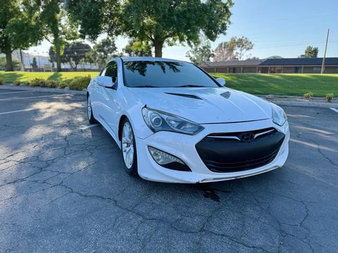 Used 2015 Hyundai Genesis 3.8 RWD image 34