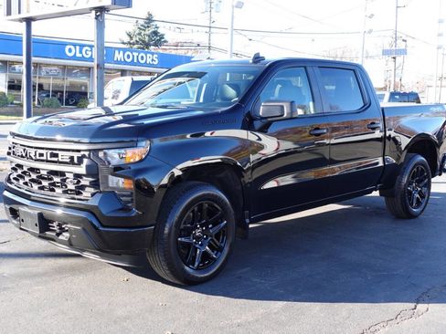 Used 2023 Chevrolet Silverado 1500 Custom w/ LPO, Dark Essentials Package image 2