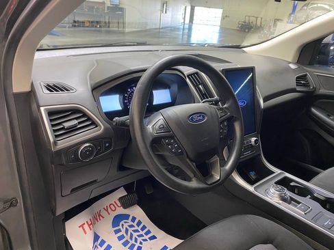 Used 2022 Ford Edge SE w/ Black Appearance Package AWD/4WD image 24