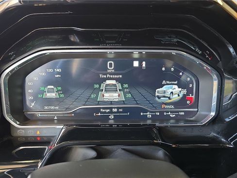 Used 2022 GMC Sierra 1500 SLE AWD/4WD image 10