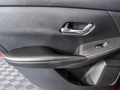 Used 2021 Nissan Sentra SV image 23