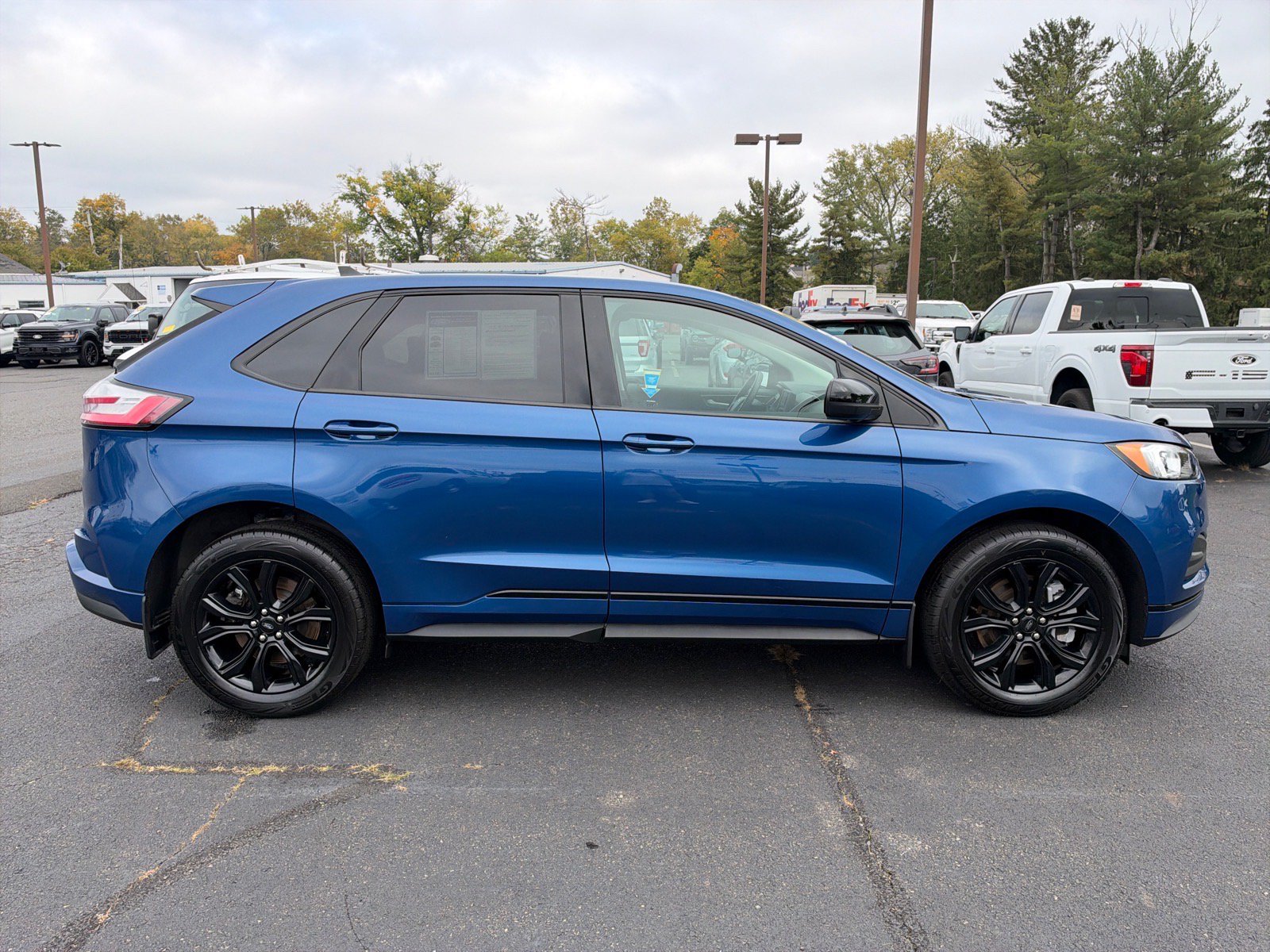 Certified 2024 Ford Edge SE w/ Black Appearance Package AWD/4WD image 15