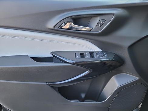 New 2026 Chevrolet Trax LT w/ Driver Confidence Package image 15