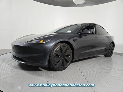Used 2025 Tesla Model 3 Long Range RWD image 2