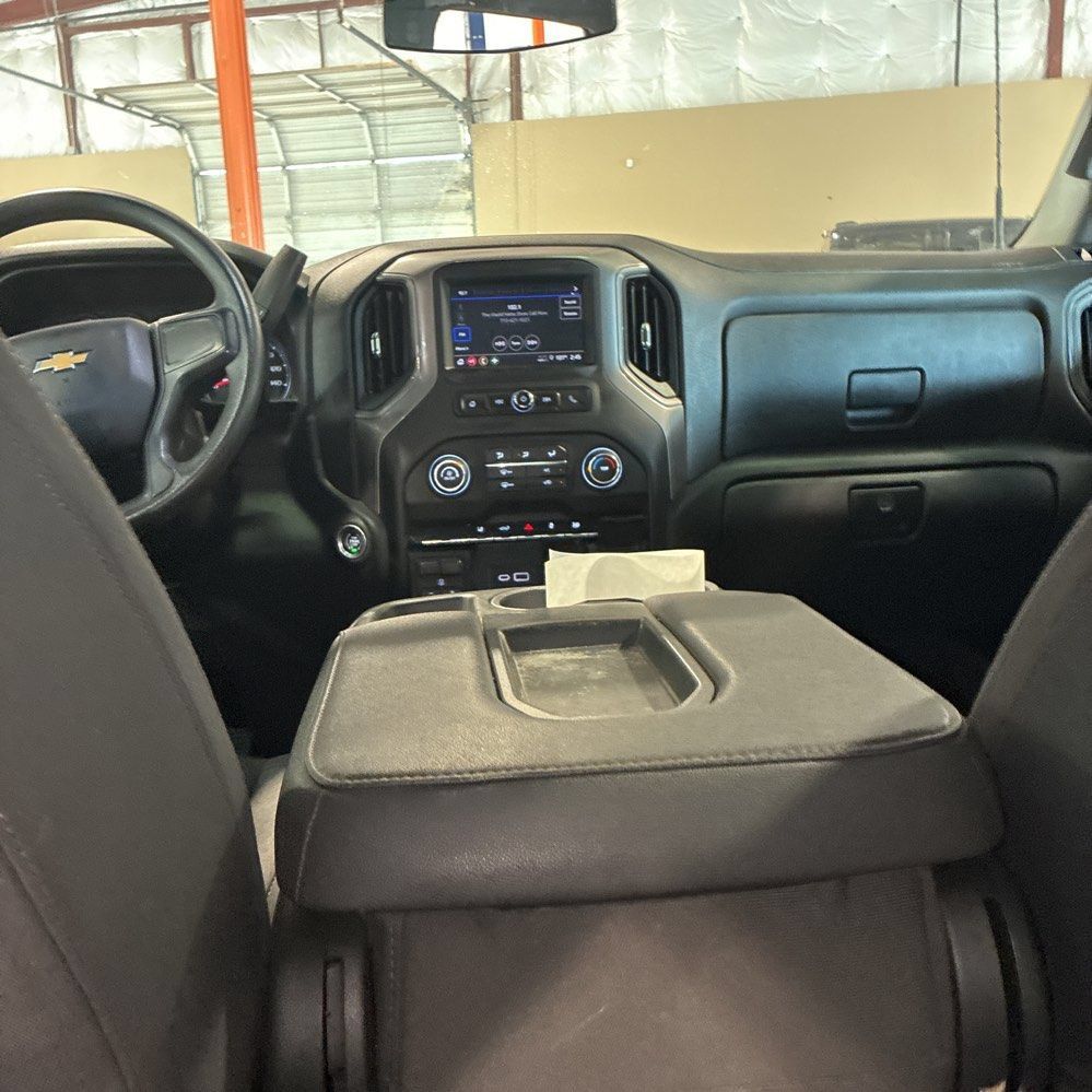 Used 2024 Chevrolet Silverado 2500 Custom w/ Custom Convenience Package AWD/4WD image 19