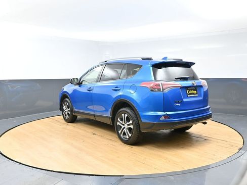 Used 2017 Toyota RAV4 LE w/ Carpet Mat Package image 9