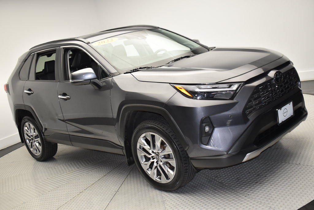 Used 2022 Toyota RAV4 Limited AWD/4WD image 3