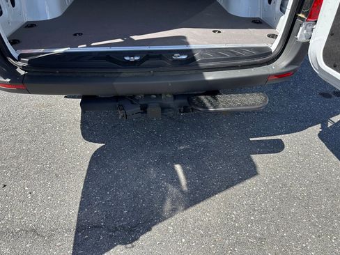 Used 2025 Mercedes-Benz Sprinter 2500 image 21