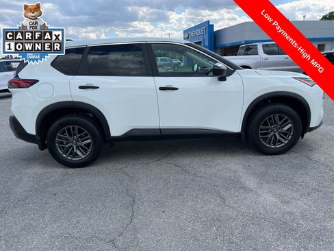 Used 2023 Nissan Rogue S image 6