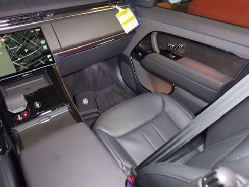 New 2026 Land Rover Range Rover Sport SE AWD/4WD image 27