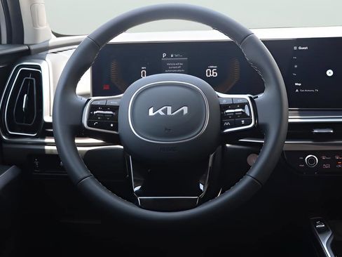 New 2025 Kia Sorento S image 17
