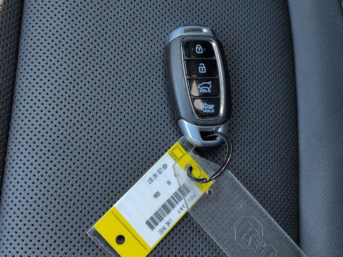 Used 2019 Hyundai Kona Limited image 35