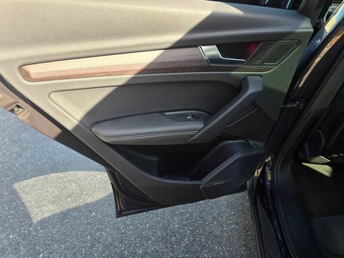 Used 2021 Audi Q5 Premium Plus image 20