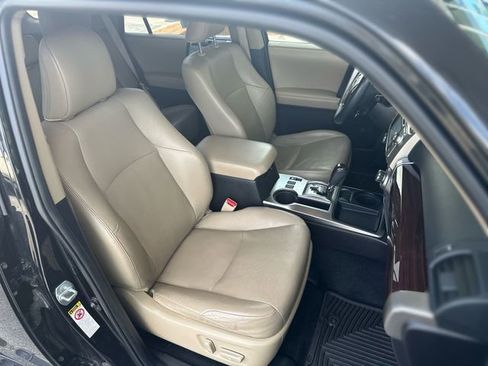 Used 2014 Toyota 4Runner Limited image 28