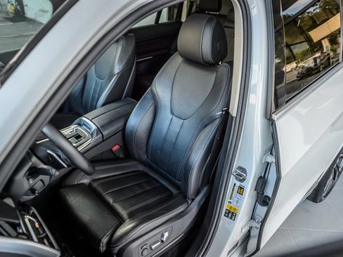 Used 2020 BMW X7 xDrive40i AWD/4WD image 38