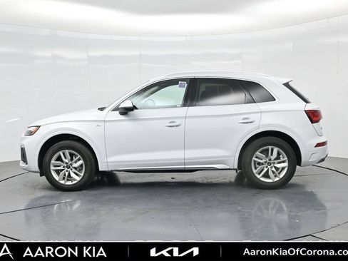 Used 2023 Audi Q5 2.0T Premium w/ Convenience Package AWD/4WD image 32