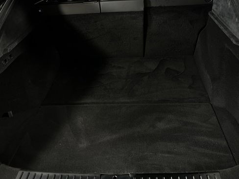 Used 2021 Tesla Model S Plaid image 27