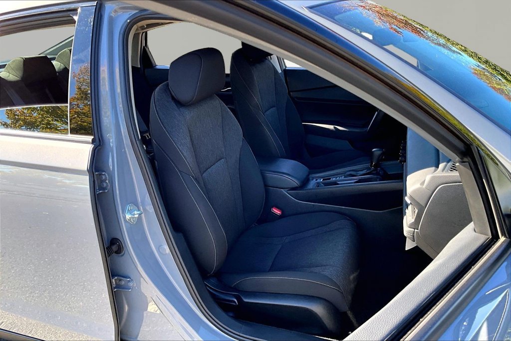 Used 2025 Honda Accord SE image 22