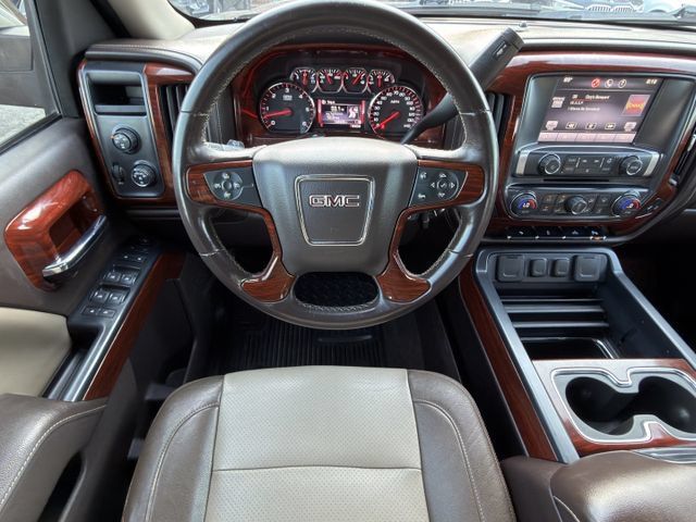 Used 2014 GMC Sierra 1500 SLE w/ SLE Value Package AWD/4WD image 17