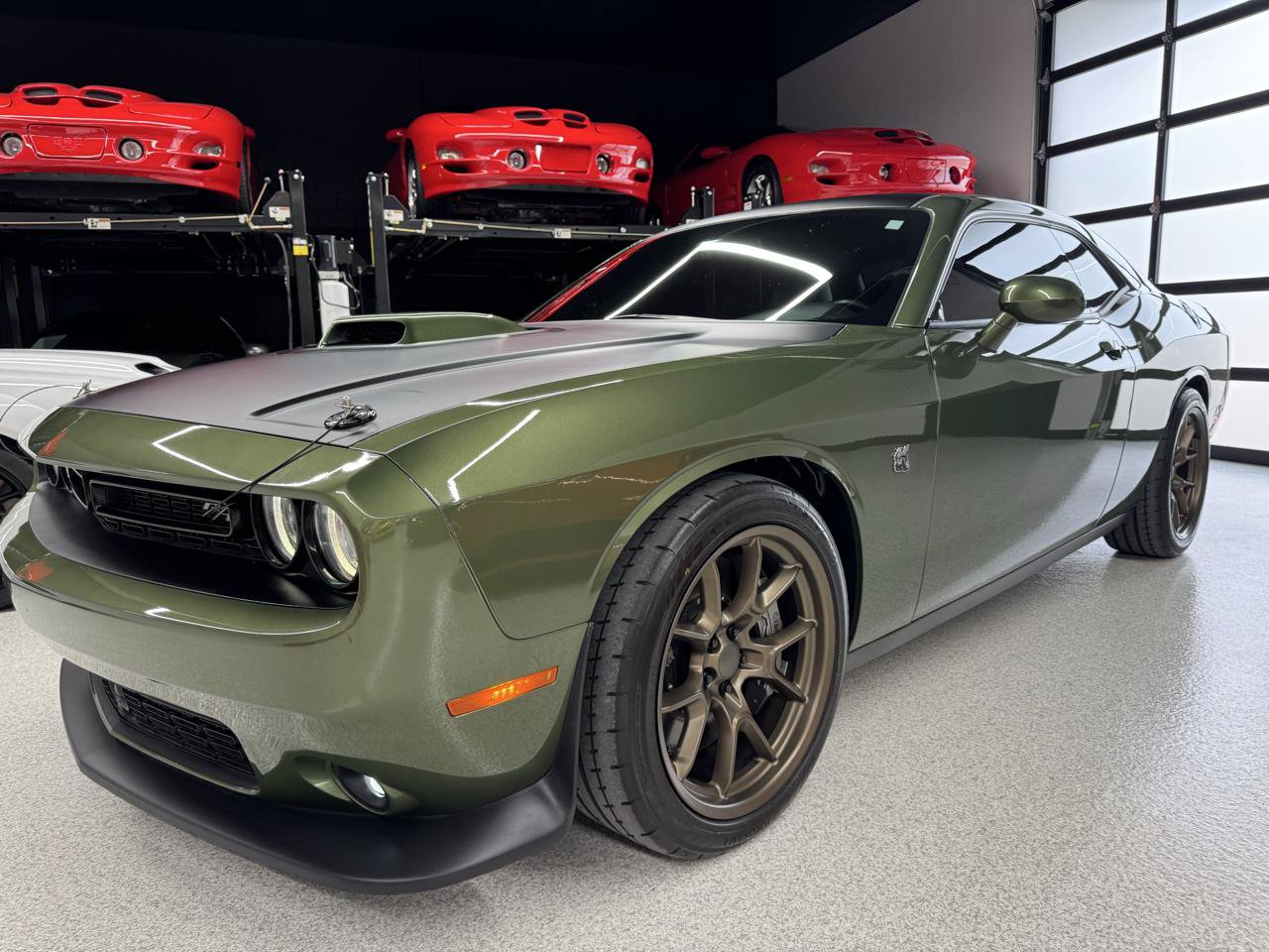 Used 2020 Dodge Challenger R/T Scat Pack RWD image 27