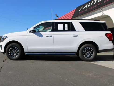 Used 2023 Ford Expedition Max XLT image 11