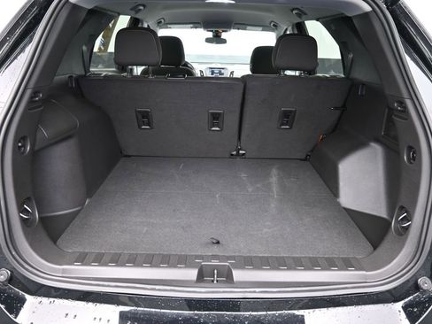 Used 2023 Chevrolet Equinox LT image 23