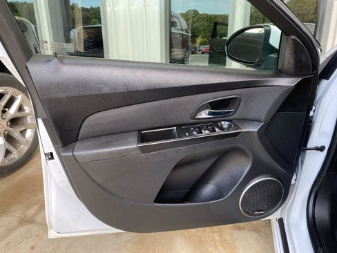 Used 2014 Chevrolet Cruze LT w/ All-Star Edition FWD image 12